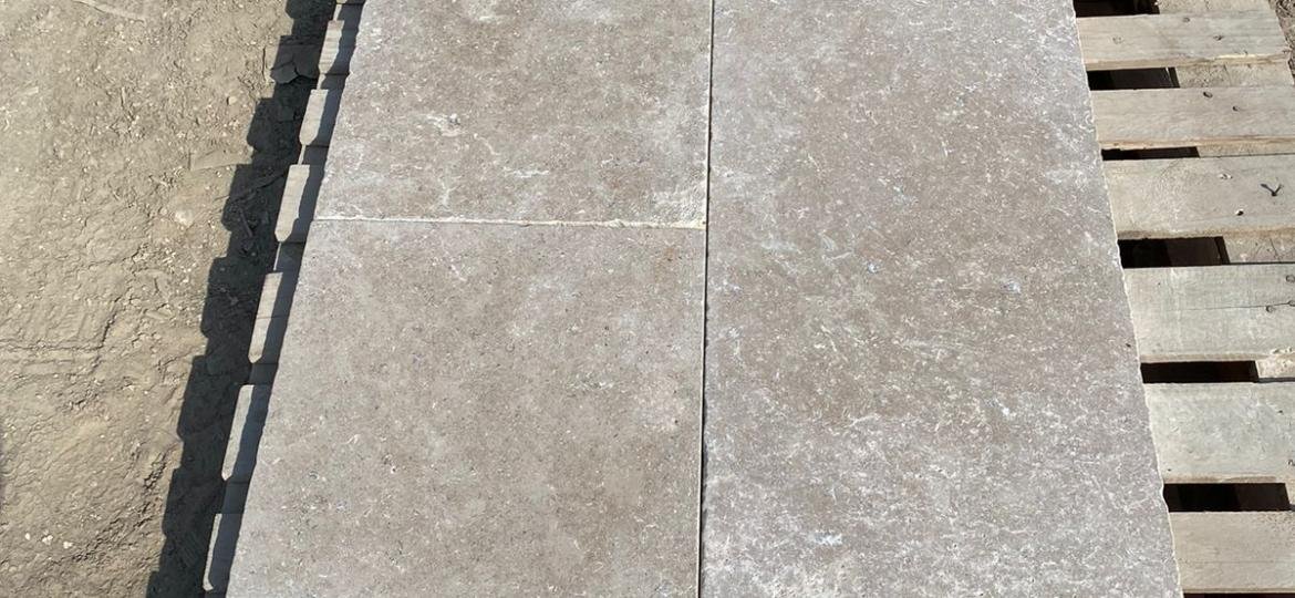 Sunny Tumbled Finish